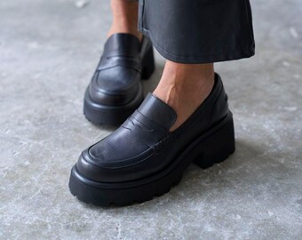 Schwarze Chunky Plateau Loafers, Echtleder Slip-On Schuhe mit