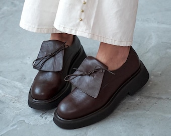 Women’s Brown Leather Oxford Shoes,Chunky Sole Lace Up Loafers,Modern Derby Style Flat Black Leather Loafers for Everyday Wear,Black Loafers