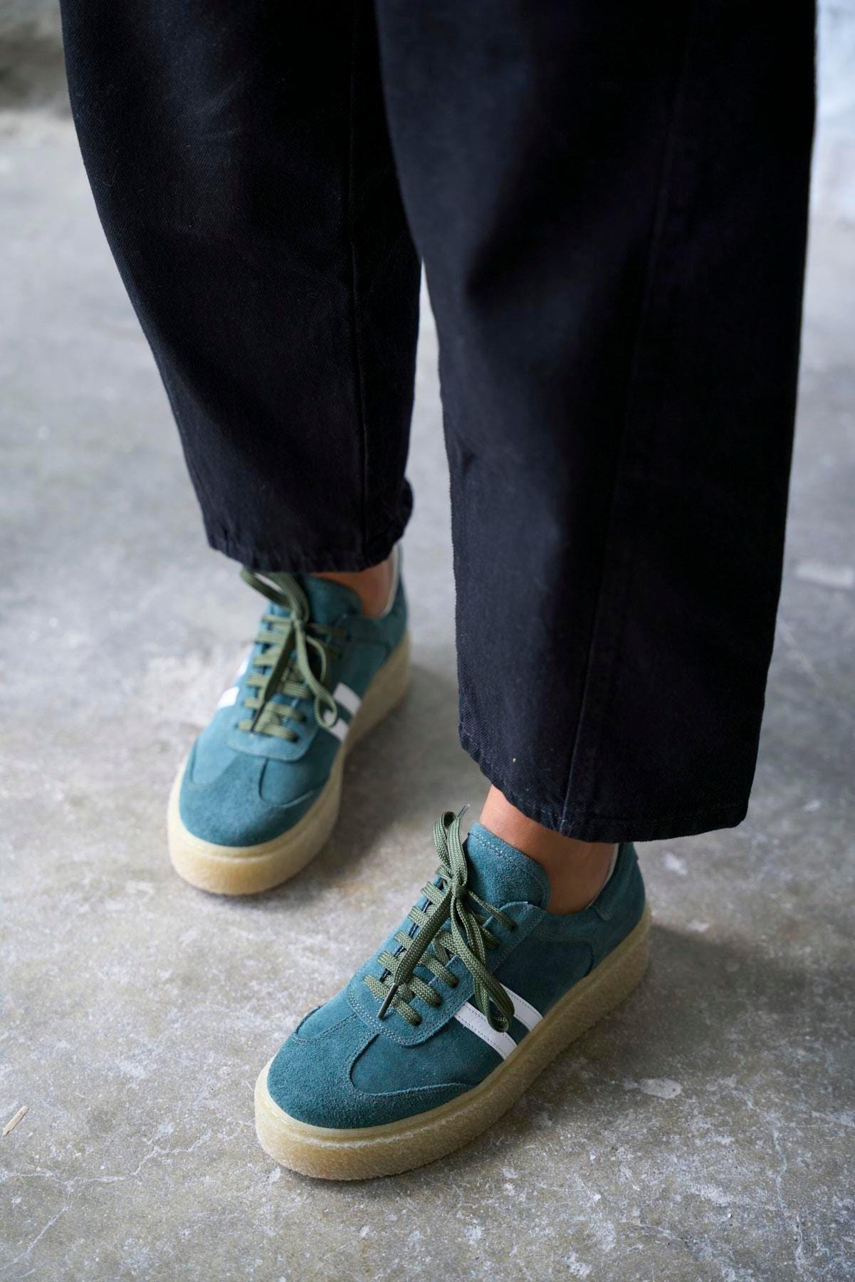 Adidas suede shoes México