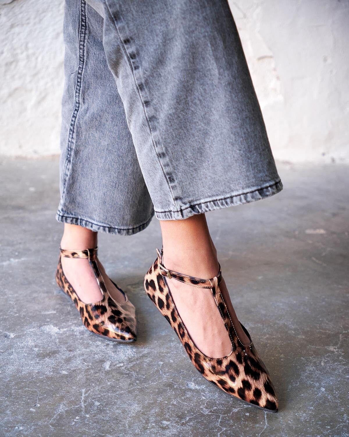 LEOPARD STRAP BALLET HEELS
