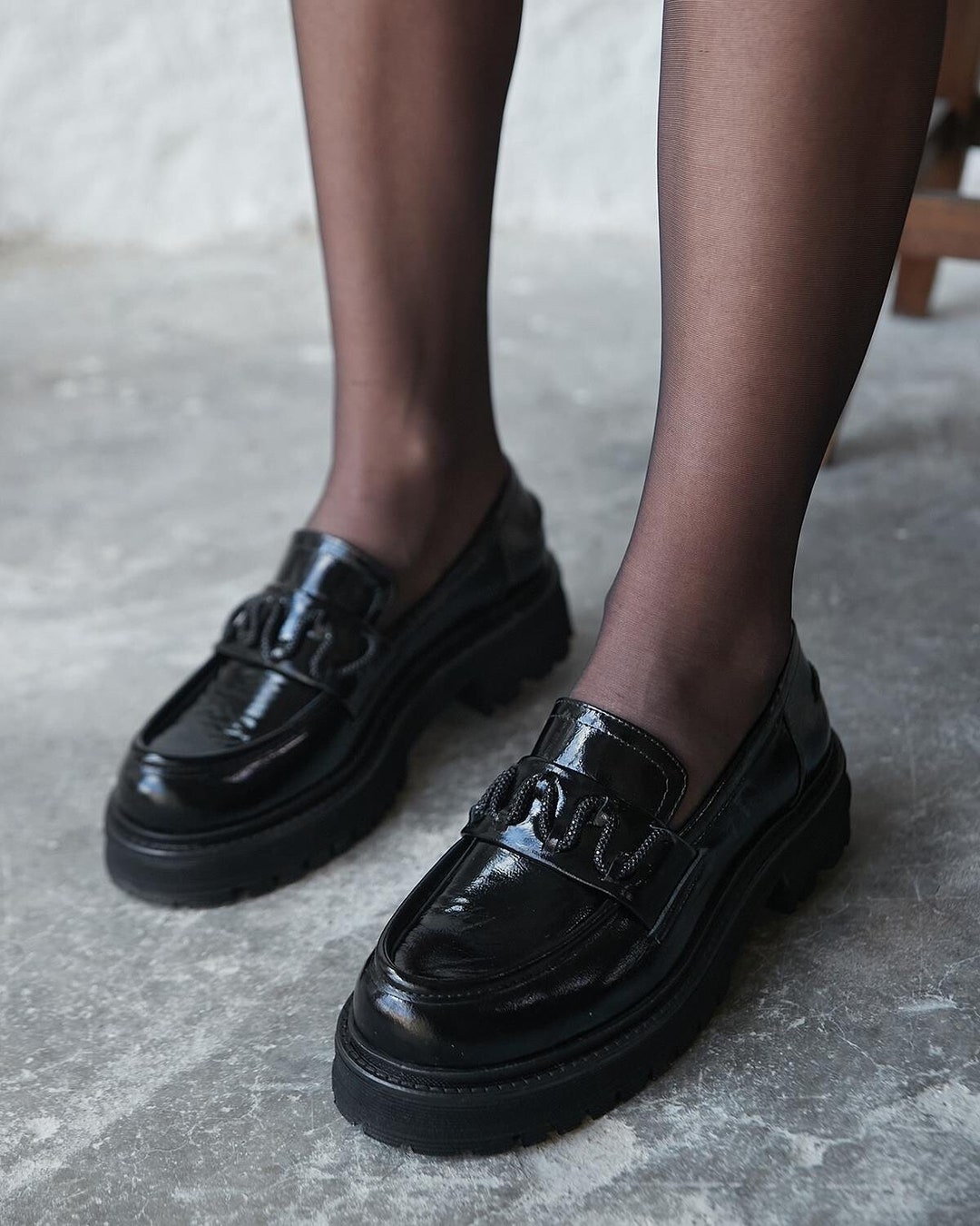 CTHY＋VEIN COWLEATHER LOAFERS EMBOSSED 41（Black Patent