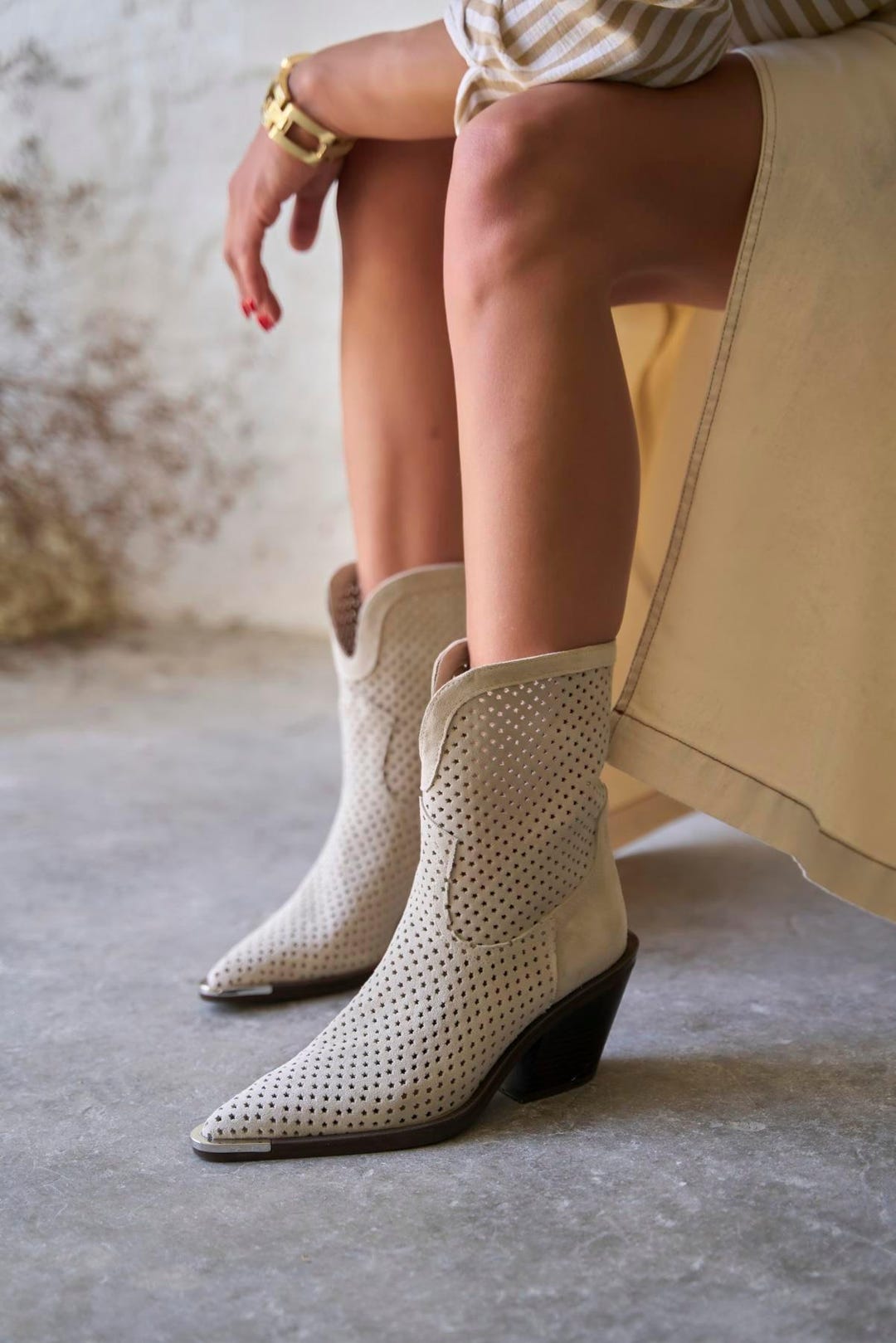 Sushi Brown Suede Heeled Booties Beige Suede Western Ankle Boots