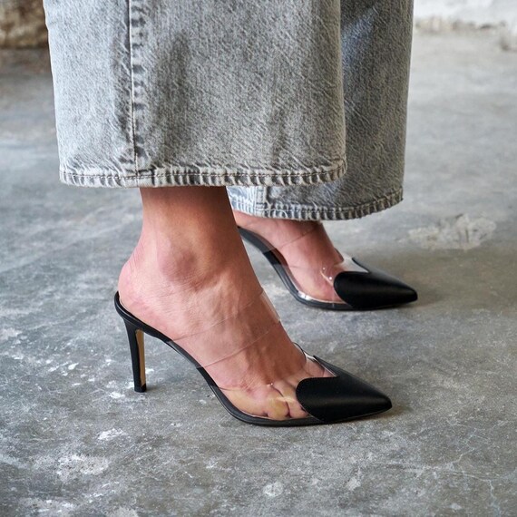 Scarpe Decollete' Donna Completamente Trasparenti Con Gioiello In Punta E Cinturino Strass Blu Tacco A Spillo 12 Cm