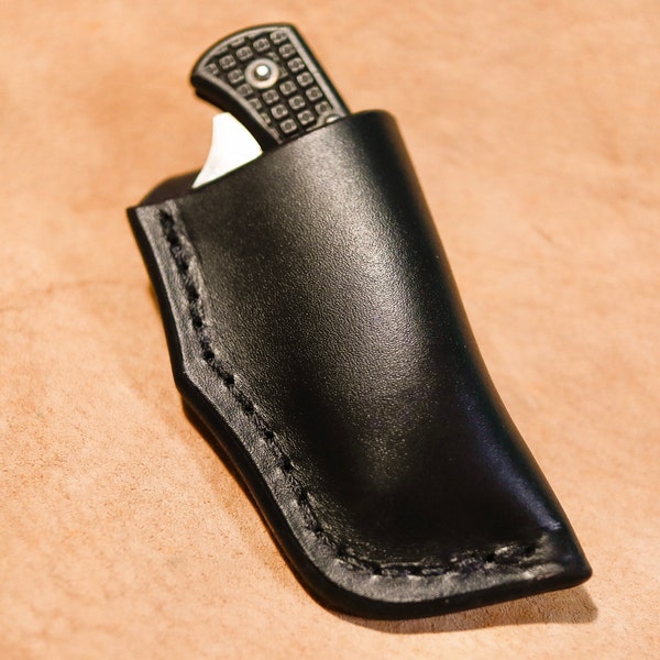 Custom Leather Sheath for Spyderco Delica 4