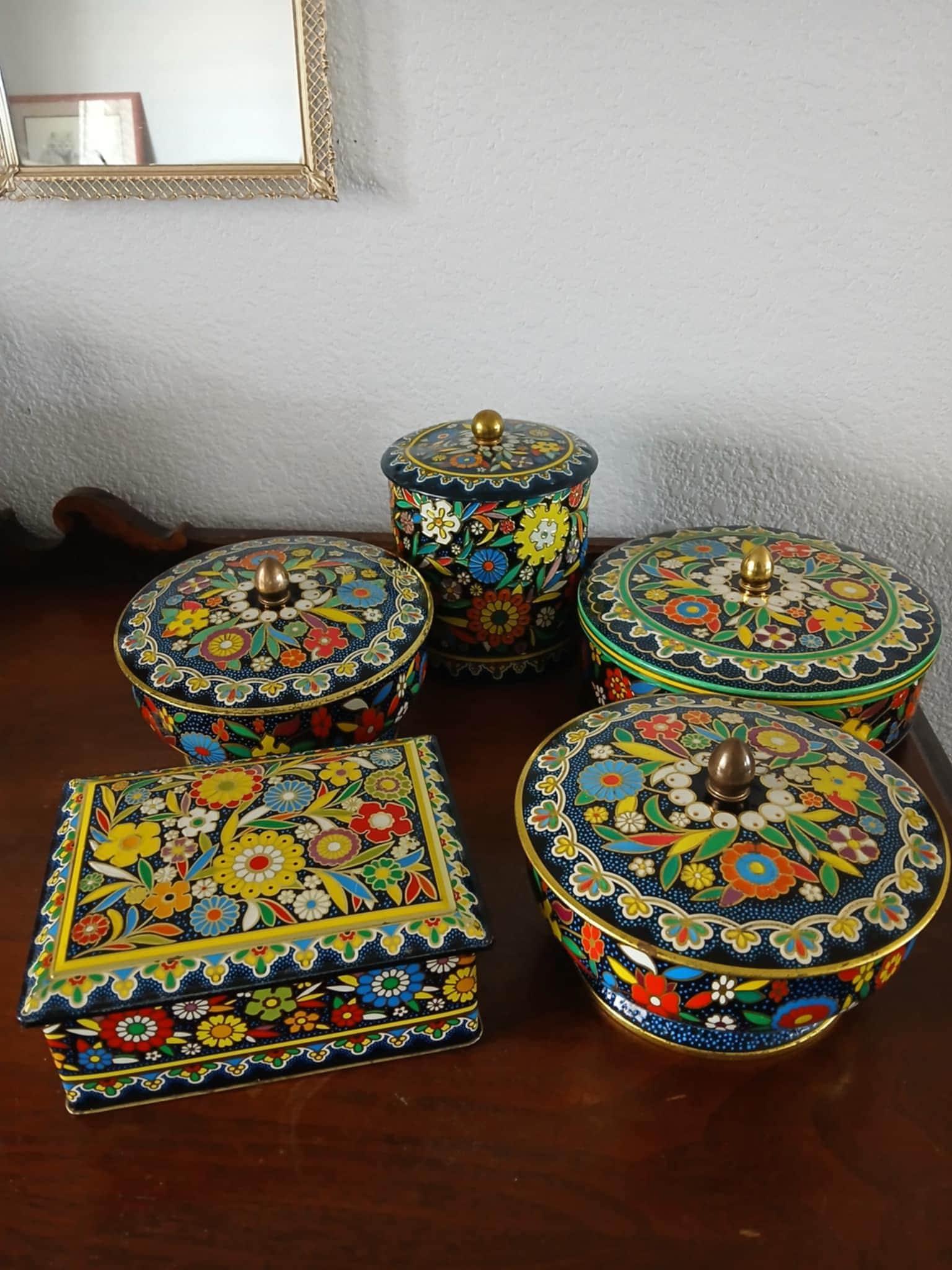 Vintage Metal Tin - Etsy
