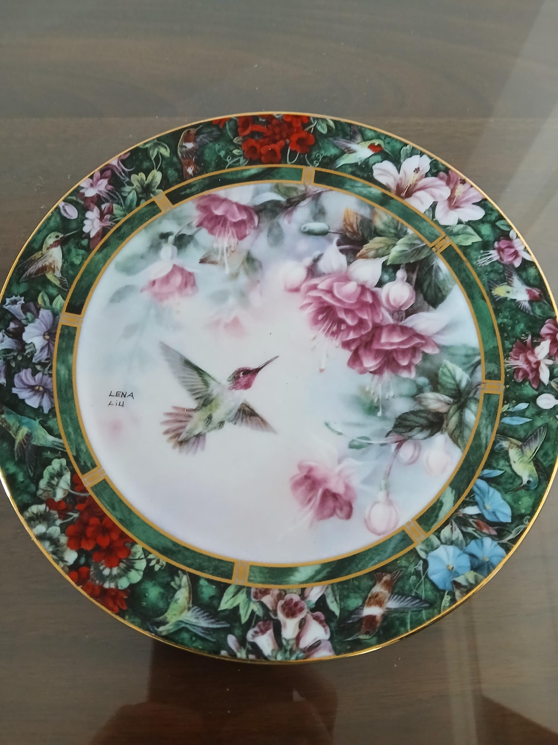 Vintage Lena Liu's Anna's Hummingbird, Collector's Plate, Flowers/Floral, Gold Rim, Bradford Exchange, Display Only