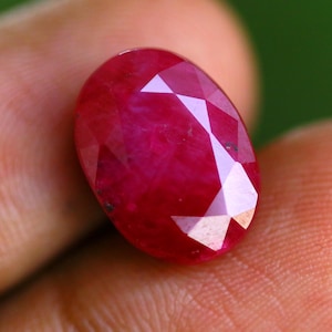 Ruby Excellent Quality 8.75 Ct Gemstone Genuine Dark Red Ruby Loose Oval Cut Ruby Faceted For jewelry Making Ruby Stone 13.5x10x6.5 mm
