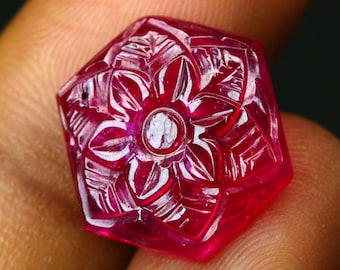 Underbar röd rubin stjärnformad ädelsten 8,60 ct handsnidade stjärnpärlor för smycken glasfyllda rubinstjärnor helande kristaller 16x13x4 mm
