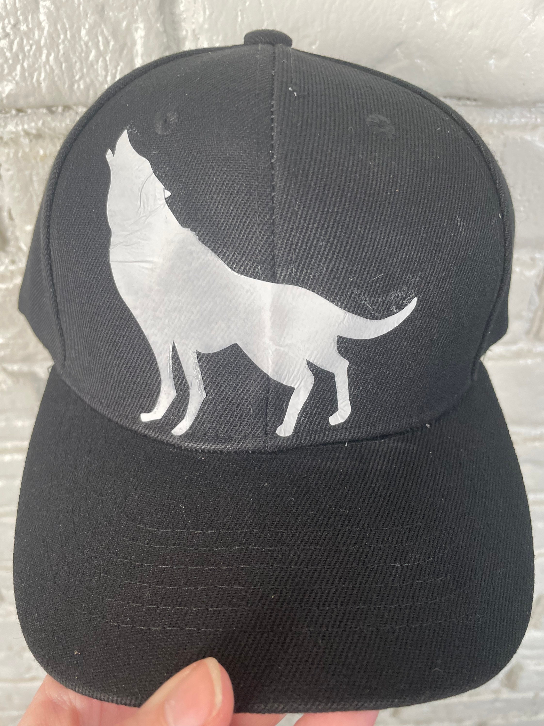 Howling Wolf Hat - Etsy