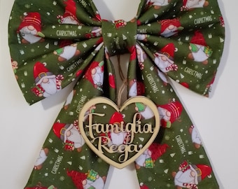 Natale Fiocco Fuori Porta in Pannolenci con Cuore in Legno Personalizzato 50 x 36 cm Modello Noel 73 Artigianale Fatto a Mano