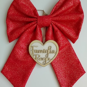Natale Fiocco Fuori Porta in Pannolenci Brill con Cuore in Legno Personalizzato 50 x 36 cm Modello ROSSO BRILL 33 Artigianale Fatto a Mano