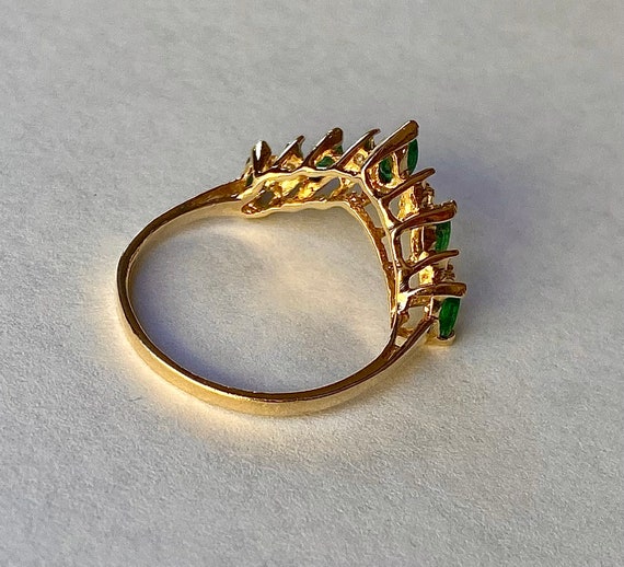 Gold Emerald Diamond Vintage V-shape Ring,solid 1… - image 4