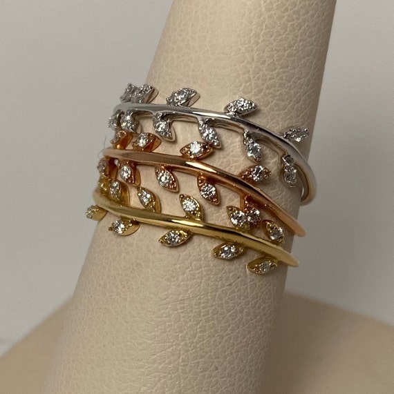 Diamond Trinity Ring Set: 14kt Gold Leaf Bands, S… - image 4