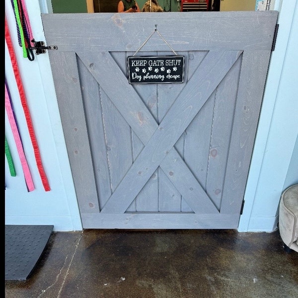 Rustic Farmhouse wood baby/pet gate w/hinges and latch included.