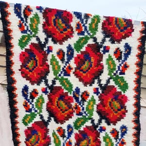 Vintage Romanian rug, handmade wool rug, kilim Moldavian art, hand-woven in the 50&#39;s, tapis moldave, cozy boho style, 225x145cm.