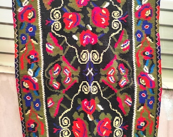 tapis roumain vintage, tapis en laine fait main, art kilim moldave, tissé à la main dans les années 70, style floral bohème, tapis moldave, 205x120cm.