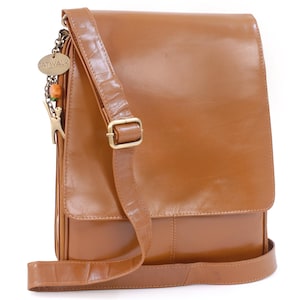 Catwalk Collection Handbags - Women's Leather Cross Body Messenger Bag - A4 size Business Office Work Bag - CITY - Tan