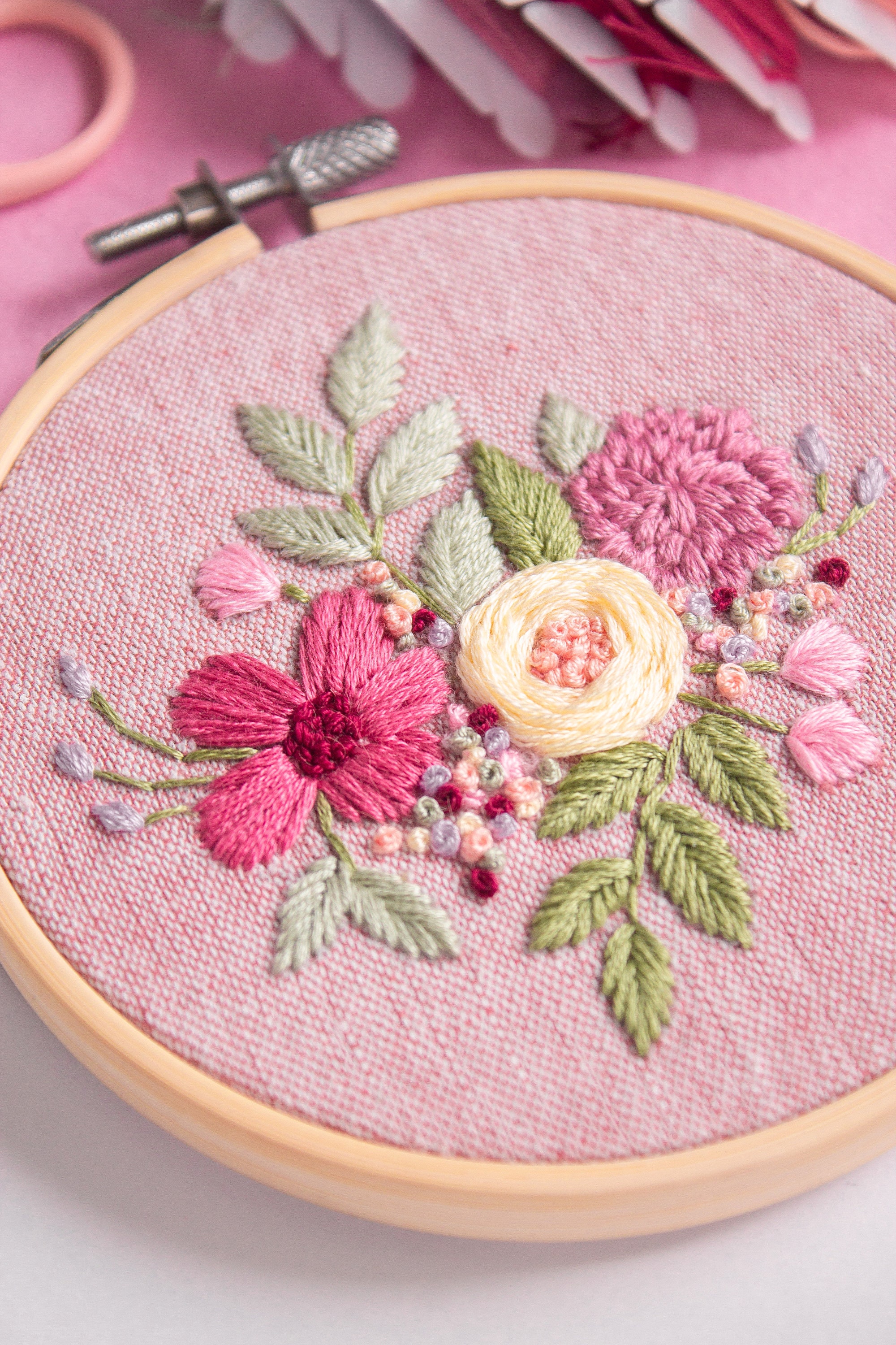 Roses Vintage Embroidery Classical Embroidery Vintage Buds Of