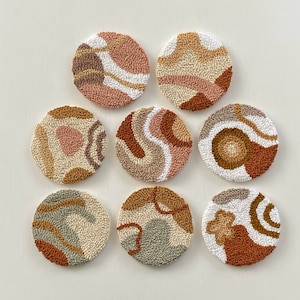 Abstract Punch Needle Coaster, Stylish Housewarming Gift for Your Home, Punch Needle Coaster, Tufted Mug Rug