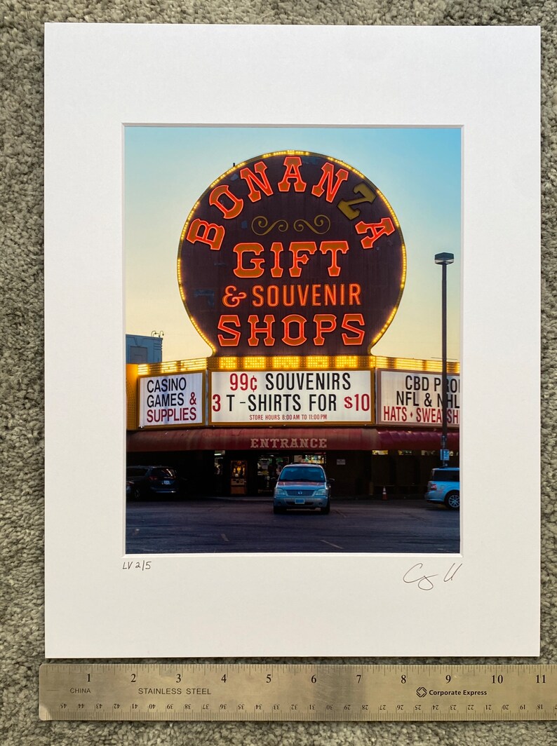 Bonanza Gift Shop Neon Sign Photo Print – Las Vegas, NV Wall Art ...