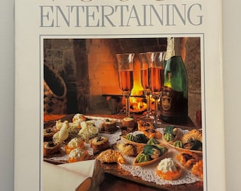 Vintage Cookbook Vogue Entertaining Hardcover 1988, 192 Pages