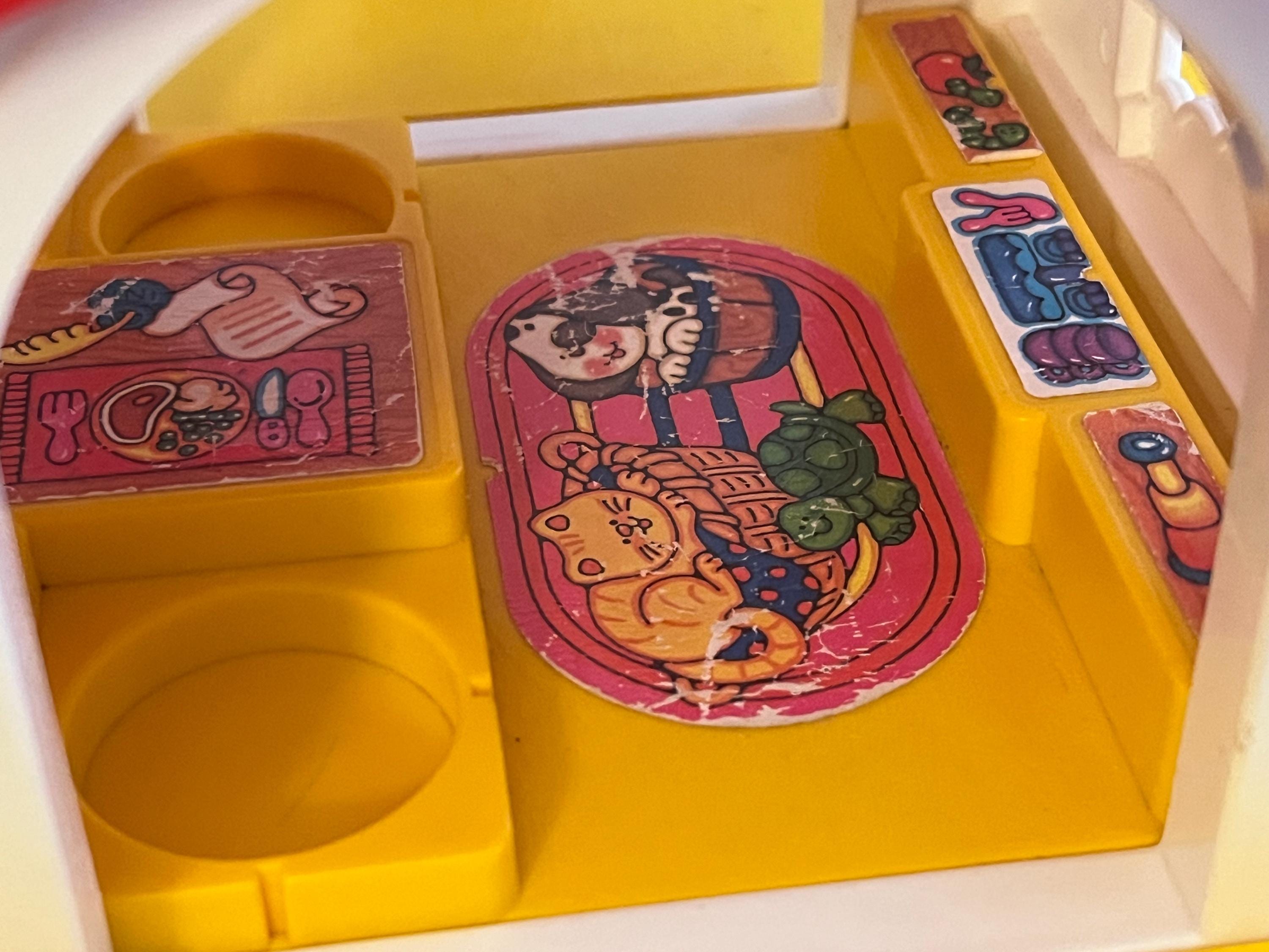 Vintage 1996 Shelcore Noah's Ark With Ramp and 5 Animals Lions