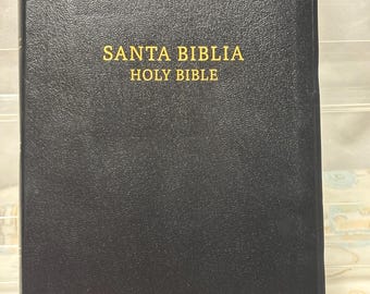 Santa Biblia Holy Bible Bilingual Edition King James Version Printed in USA