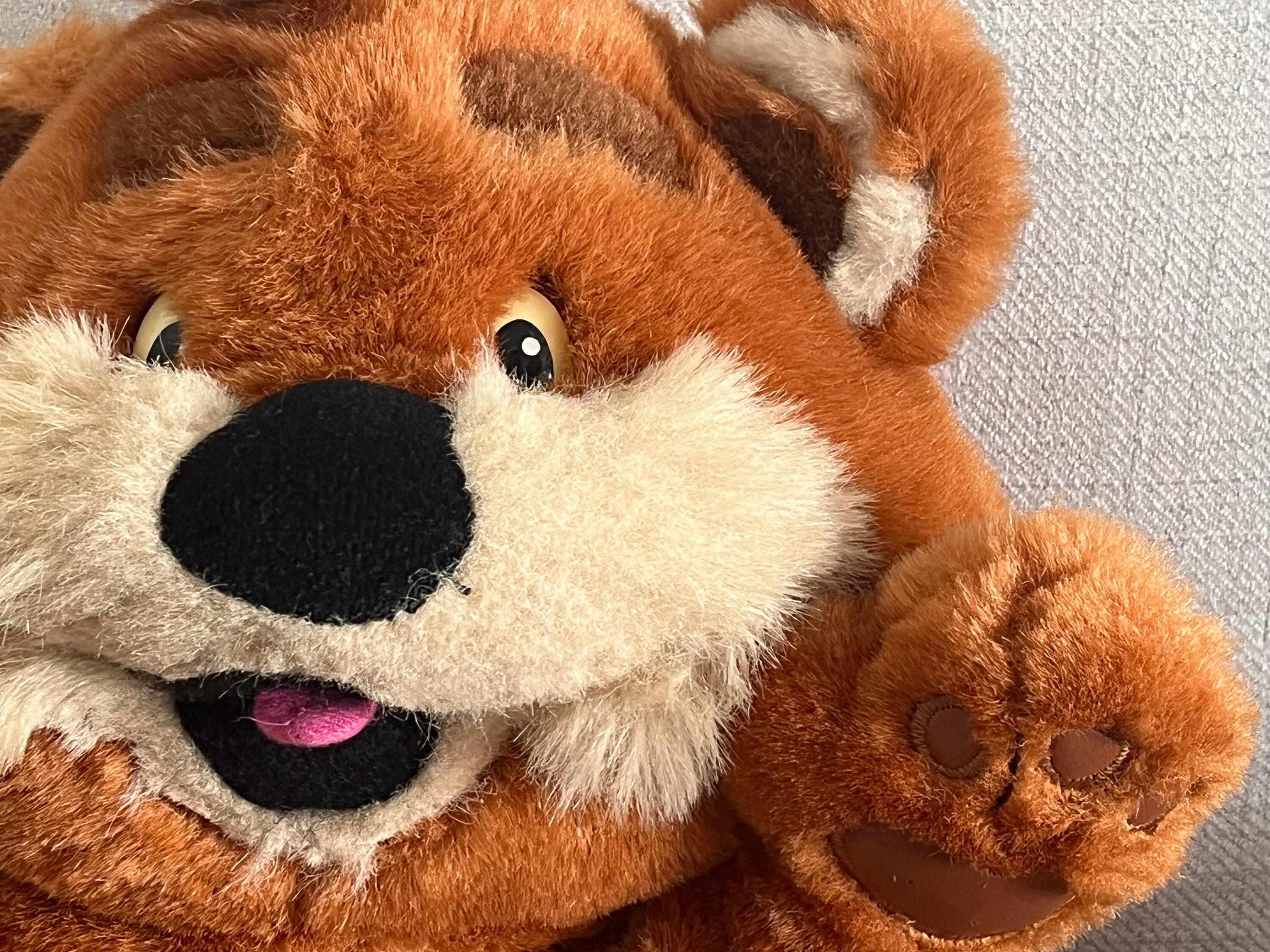 Vintage 1989 Zeddy Teddy 13” Sitting Bear Cuddle Wit Creation