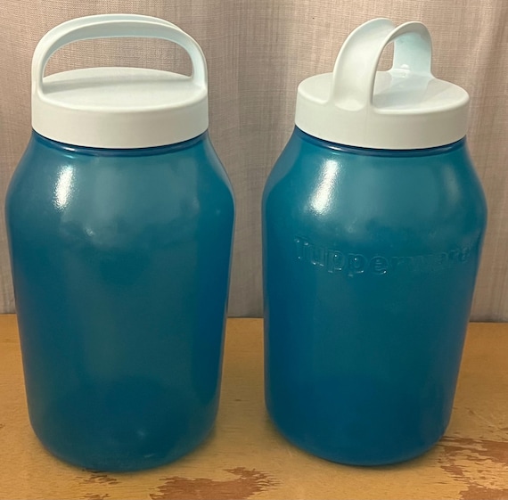 大型ブルー タッパーウェア ユニバーサル ストレージジャー 3L、3Q