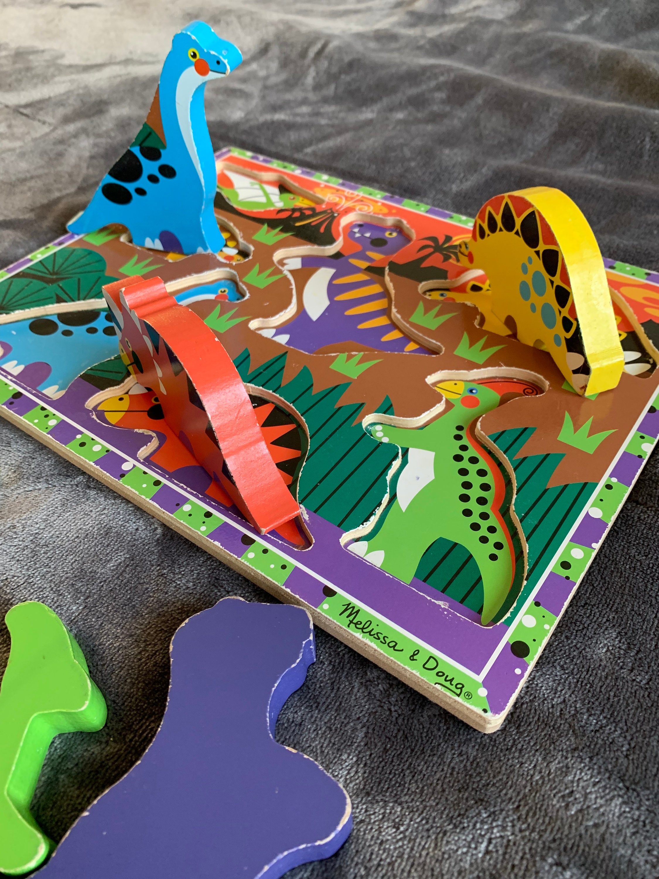 Melissa and doug chunky dinosaur cheap puzzle