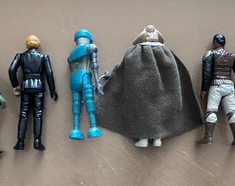 1980年代のヴィンテージスターウォーズキャラクターのフィギュアからお