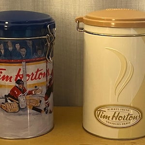 Latas de colección de edición limitada de Tim Hortons, 4-3/8” de diámetro x 7” de alto, café canadiense