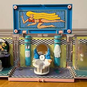 Vintage 1999 Polly Pocket Dream Builders Deluxe Mansion Playset Fold Open Bathroom Bluebird Toys Tiny Doll Playset