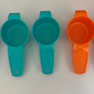 Vintage Tupperware Gadget Mini Sifter - Teesieb 879- 4 zur Auswahl Lila Grün Orange Blau Kupfer