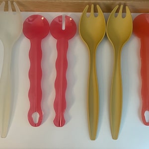 Vintage Tupperware Salad Server Sets Forks & Spoons Choose a set Utensils Tableware Tupperware Impressions Coral Harvest Gold