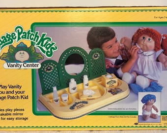 Vintage 1984 Cabbage Patch Kids Vanity Center (pop niet inbegrepen)