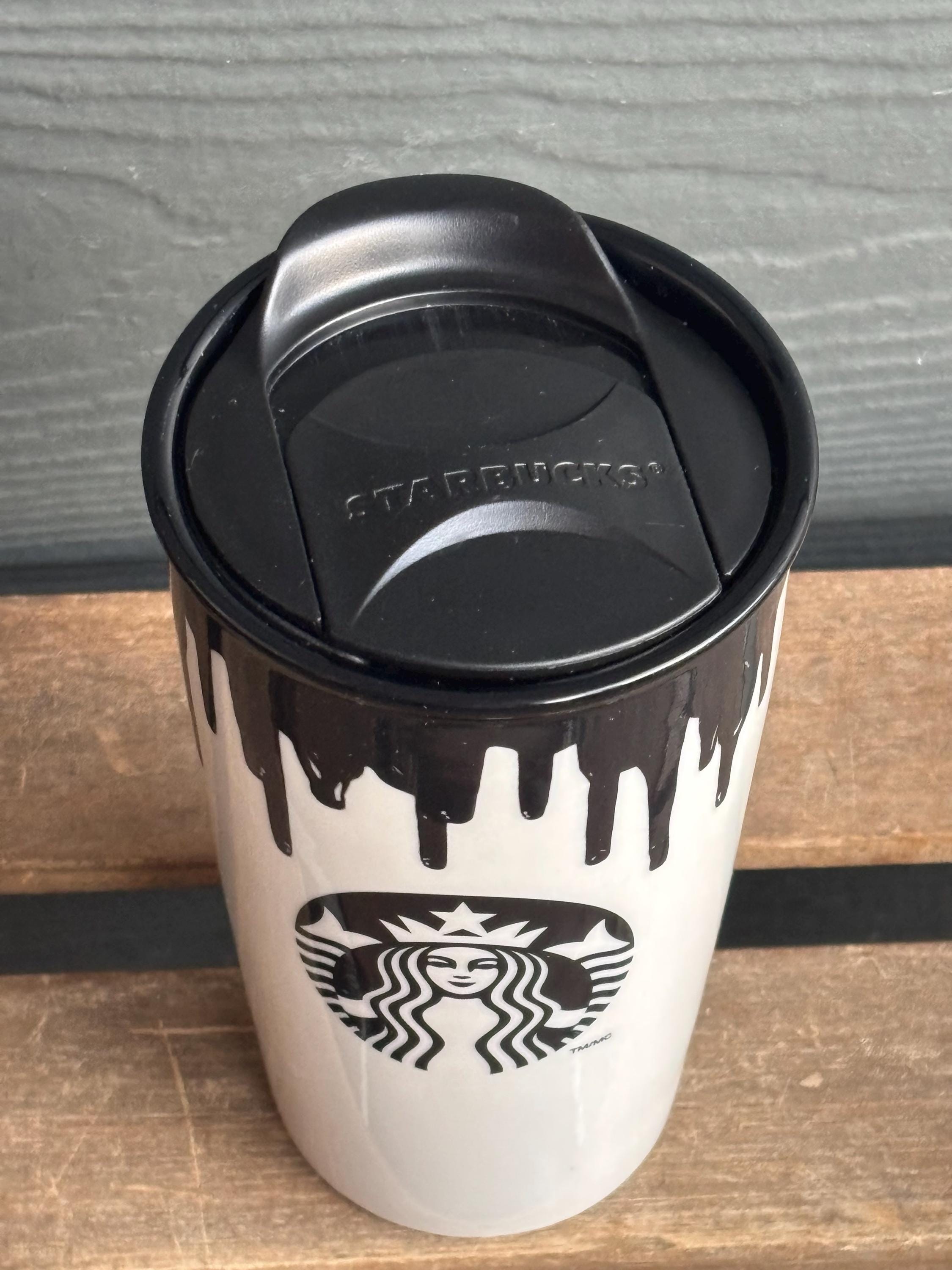 Starbucks x BAND OF OUTSIDERS コラボタンブラー 【公式通販】