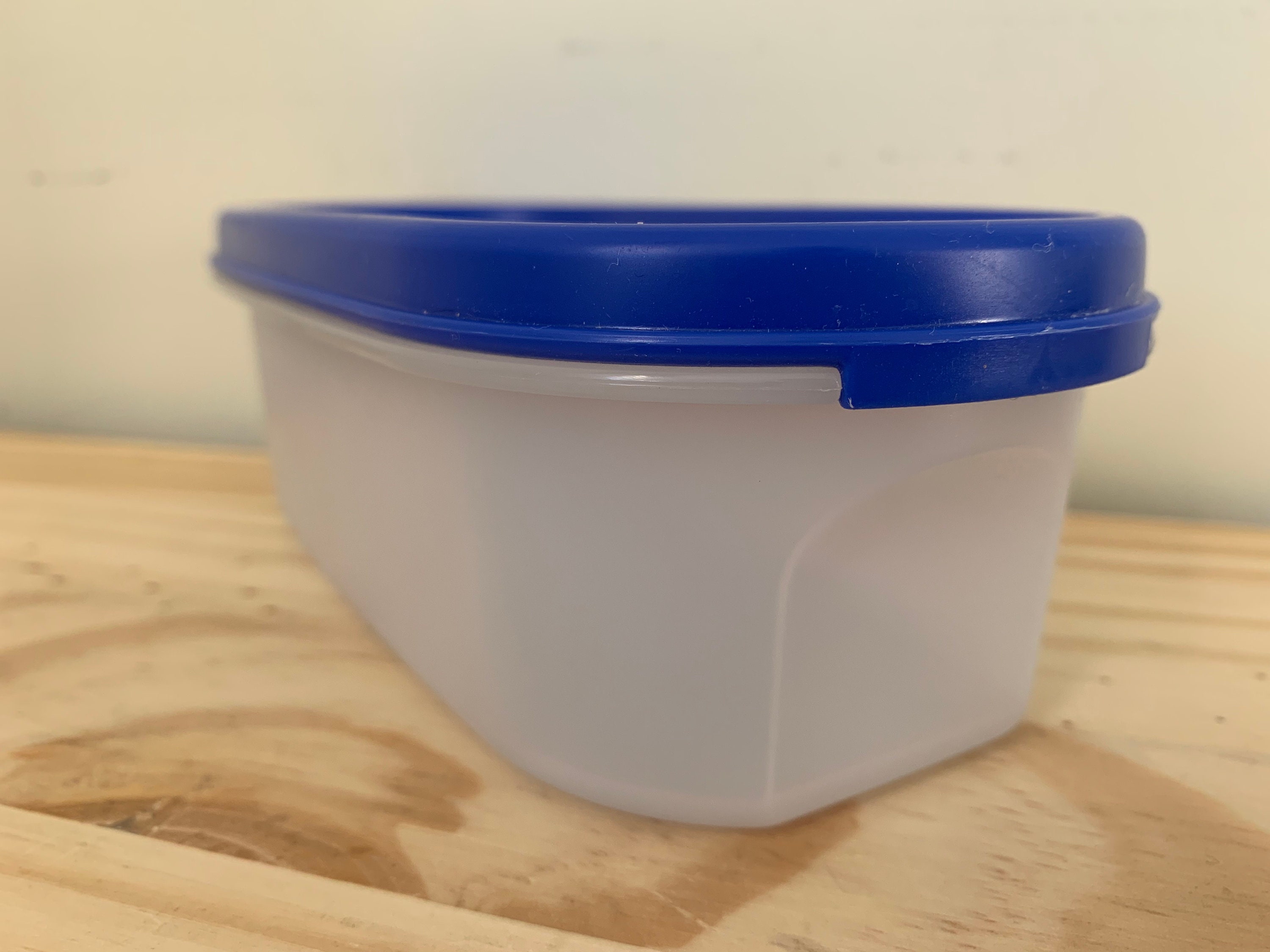 Tupperware Small Storage Container 1611- 24 W/ Brown Lid