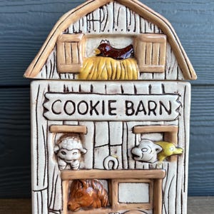 Vintage Ceramic Cookie Barn Biscuit Barrel