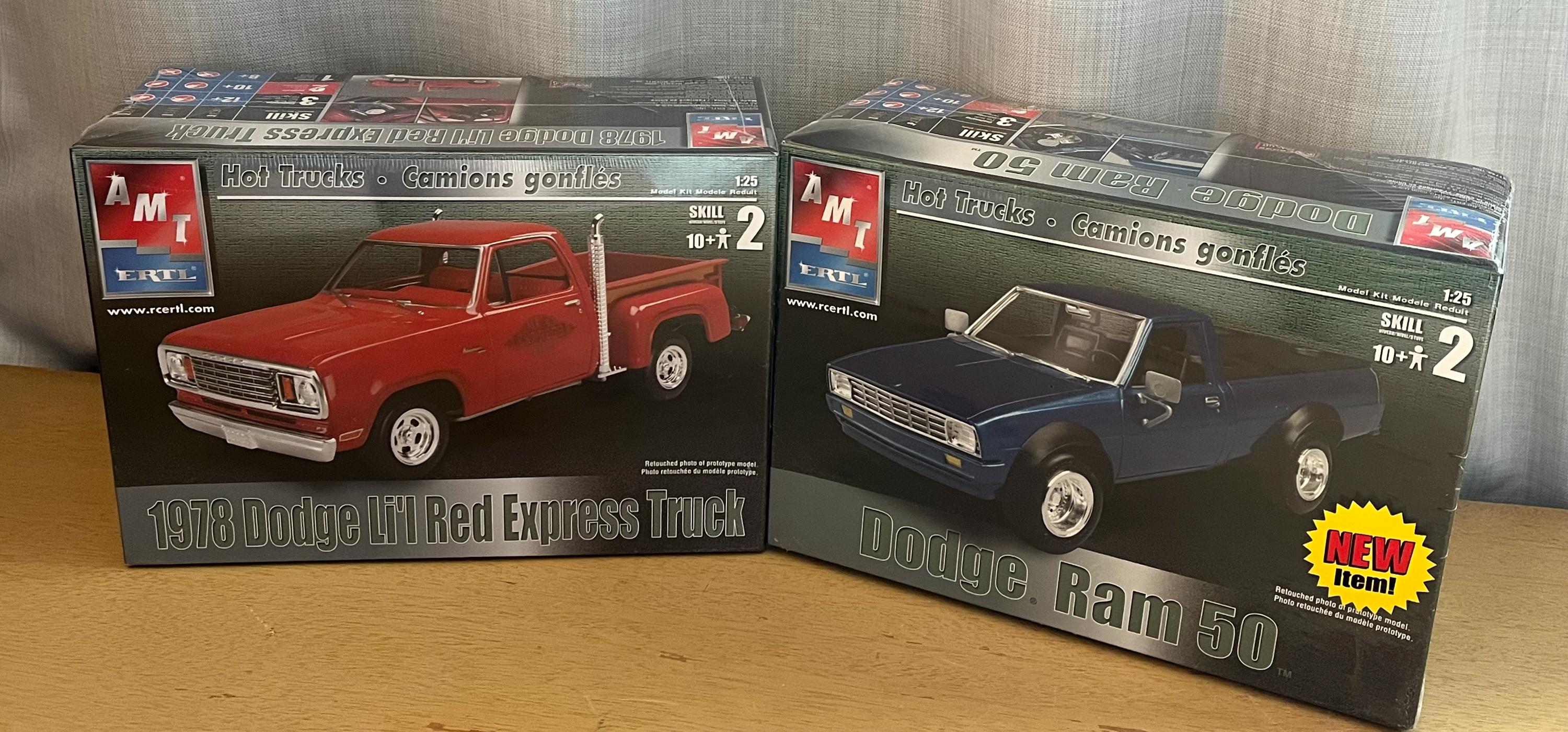 AMT / ERTL Plastic Model Kit 1:25 Scale Skill 2 Ages 10+ Hot