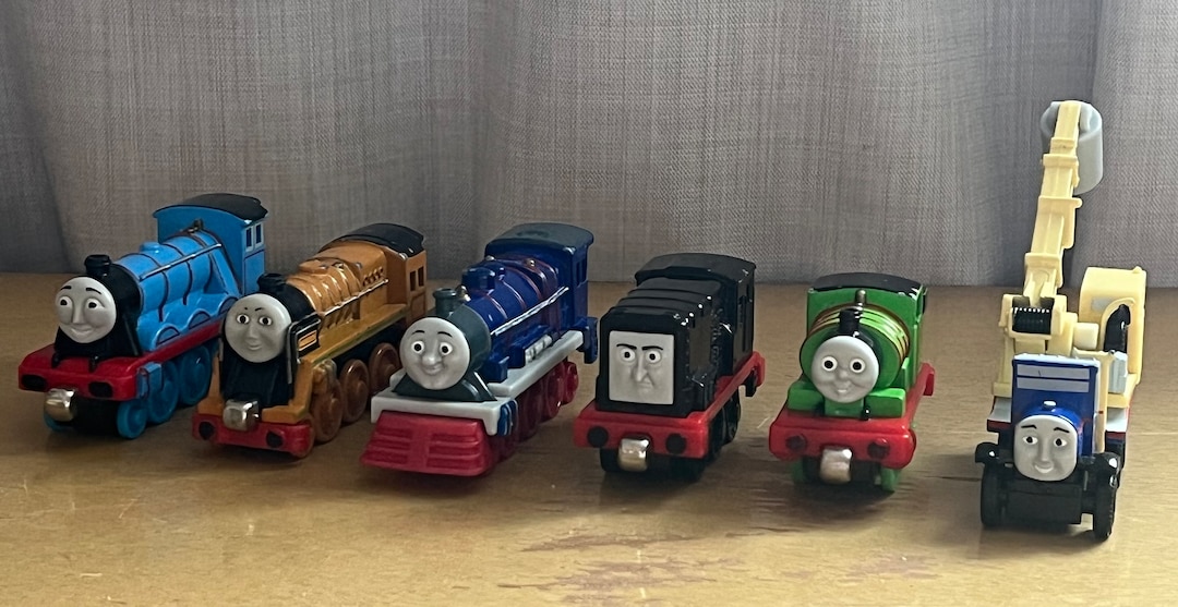 Thomas the Tank Engine & Friends Train Engines Cars and