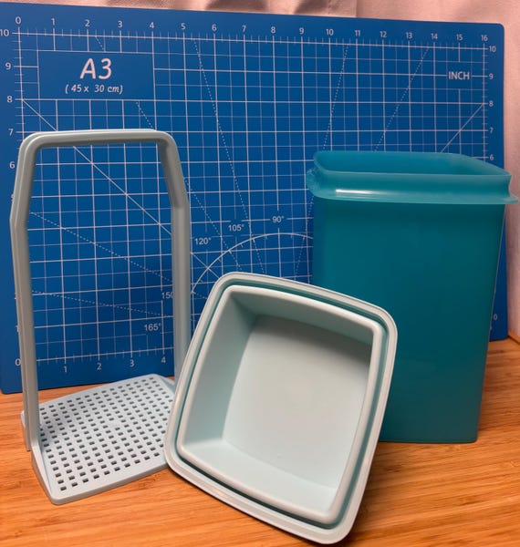 Tupperware Pick-a-deli Pickle Keeper Set 1560/1561/1562 CHOOSE