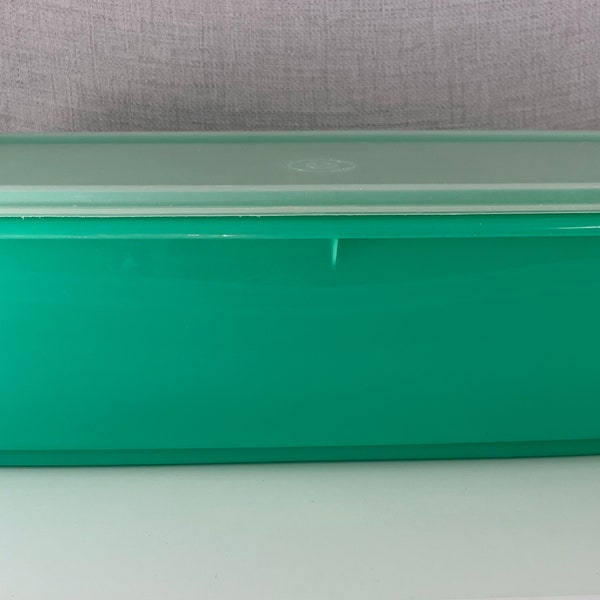 Tupperware Jadeite Green (Larger) Vegetable Keeper 782 with Vegetable Rack 783 and clear lid 784