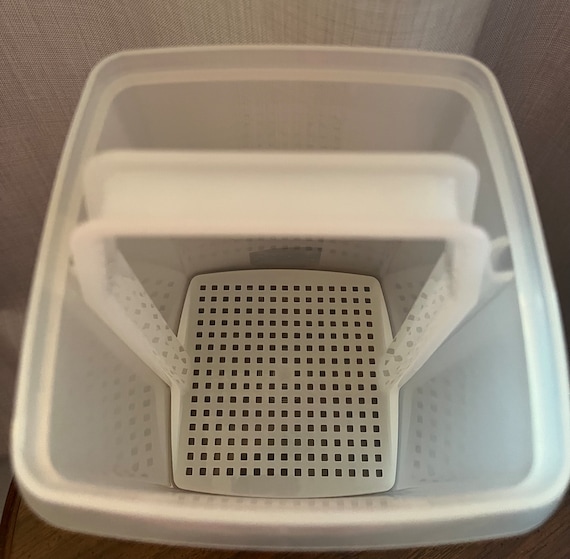 Vintage Tupperware Pick-a-deli Clear Pickle Container 1560 With