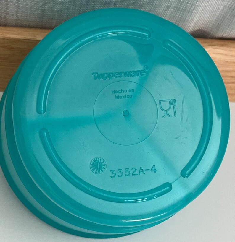 Tupperware Bottom Vintage Tupperware Divided Formula Feeder Baby Container 3552A/3553A ...