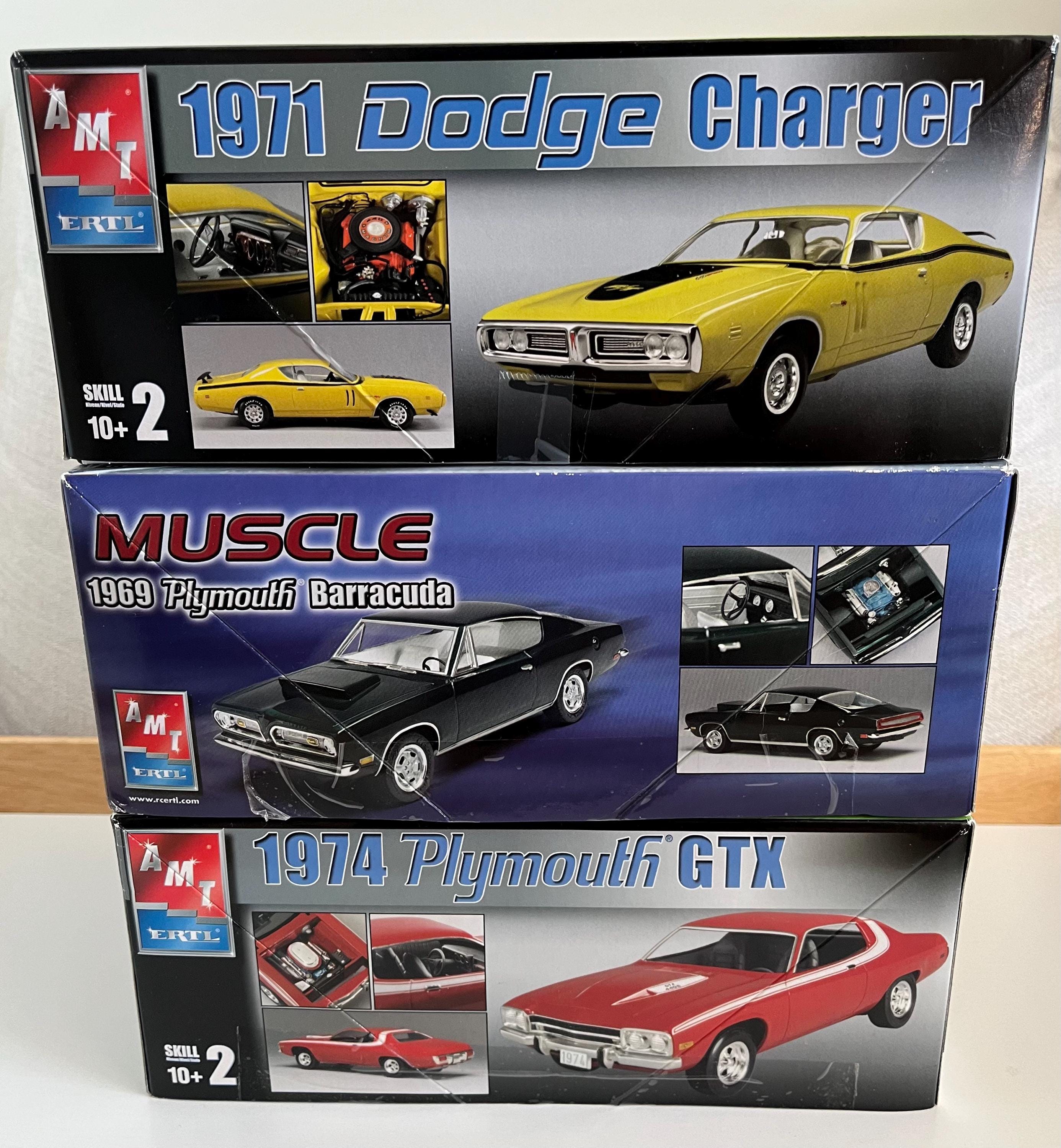 AMT/ERTL Muscle Cars Plastic Model Kit Skill 2 1:25 Scale Ages 10+