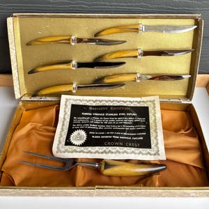 Crown Crest Famous Sheffield Edelstahl Besteck Geweih Horn Bakelit Griffe 6 Messer und 1 Serviergabel im Originaletui
