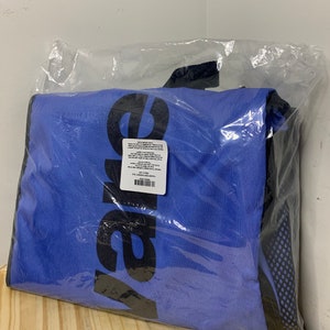 Sac à vêtements bleu Tupperware avec poches en filet Award 2020 Nouveauté Bagages de voyage Sac de rangement pour vêtements