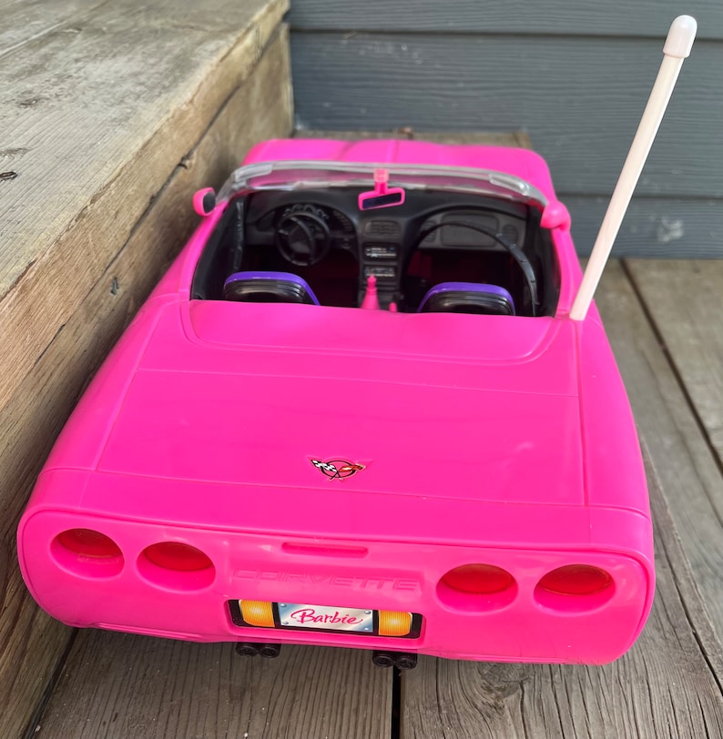 Vintage 2001 Mattel Hot Pink Barbie Doll Car Remote Control Battery Toy