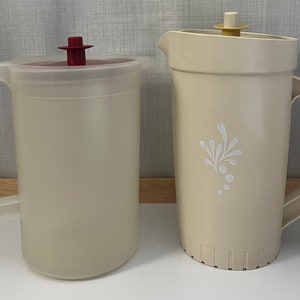 Vintage Tupperware Juice Jug Water Jug Kool aid Server Choose Almond Floral Design Yellow Lid or Clear Container Red Lid Farmhouse Kitchen
